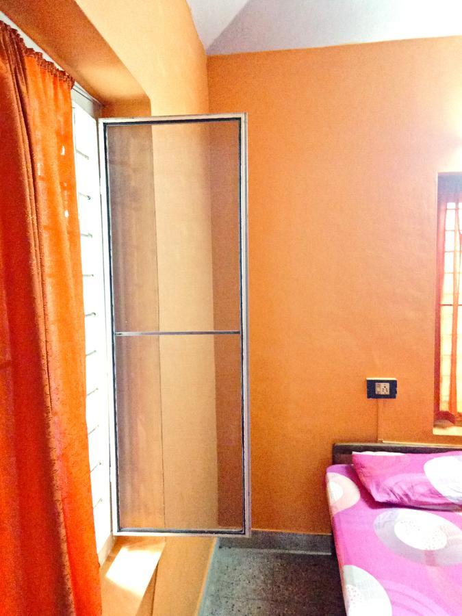 Aham Yoga Nest Bed & Breakfast Alappuzha Luaran gambar