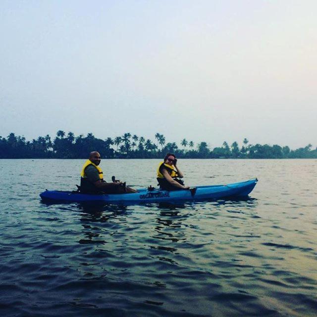 Aham Yoga Nest Bed & Breakfast Alappuzha Luaran gambar